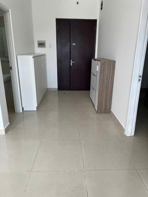 cho thuê chung cư sgc nguyễn cửu vân : dt 95m2.3pn giá 17 tr/th ngày 15/7 ở được