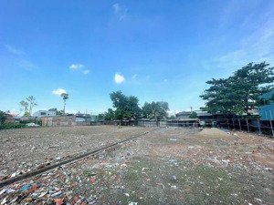 cho thuê đất trống ngay trung tâm phường thống nhất 40tr/tháng, lh 