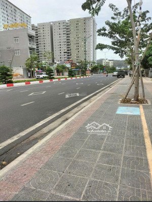 bán nhà mặt tiền đường thống nhất mới, trung tâm phường 3 tp vũng tàu (vị trí đẹp giá tốt )