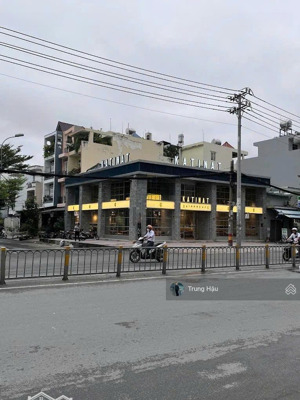 góc 2mt 815 tạ quang bửu q.8 - dt 15 x 15m - cn 300m2 - hđt 250 triệu - giá bán 60 tỷ - chốt 55 tỷ