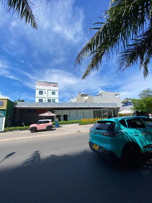 cho thuê mặt bằng khu đô thị chí linh vũng tàu (dt: 510m2) + showroom sẵn + giá 80tr/ th