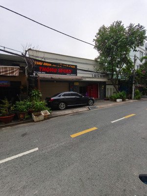 bán nhà kế bên khu phú mỹ hưng - quận 7 - dt 10x20m - ctxd hầm 6 tầng - giá 35 tỷ