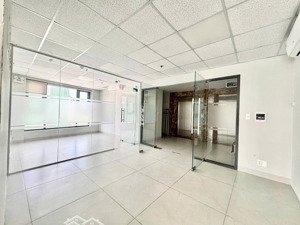 hot ưu đãi cực tốt khi thuê văn phòng tháng 6, lh: office danang