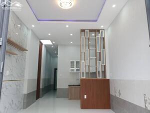 Bán nhà có giấy phép xây dựng hợp pháp, nhà cấp 4 giá dưới 2 tỷ