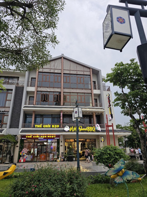 cho thuê nhà mặt phố bùi thị xuân 150m x 4 tầng, mt 6m, giá 80 triệu phù hợp mọi mô hình