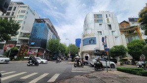 mặt tiền vỉa hè rộng 4.1x16m ngay ngã tư trần khắc chân, q1, 5 tầng, về giá sốc 25.5tỷ