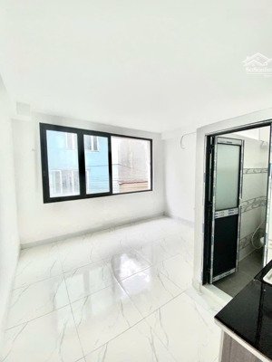 cho thuê phòng trọ tại phan huy ích, 3,2 triệu, 25m2, siêu hot sẵn máy lạnh mới