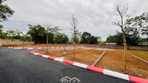 chỉ hơn 700triệu đã sở hữu lô đất gần kcn nhuận trạch. bao sổ hồng pháp lý sạch tại cưyên lươngsơn.