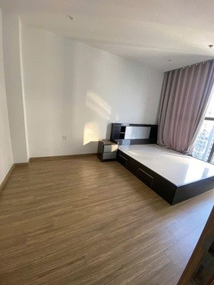 căn hộ tầng 2x diện tích 63m2, hướng đông nam