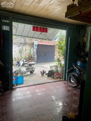 BÁN NHÀ CẤP 4 TẠI 201/1/2 ĐỘI CUNG F9Q11, DT 32M2, SẴN SHR, CHỈ 4.9 TỶ TL. LH: 0906867649.