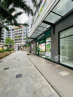 chính chủ bán shophouse tại safira 180m2 2 tầng sổ hồng riêng, q9 10.8 tỷ lh:0901372799