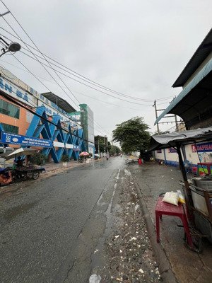 cho thuê mặt bằng lớn mặt tiền đẹp, vị trí vàng quận 12 phan văn hớn, dt 60x80m (cn: 4847m2)