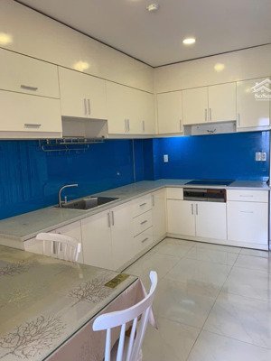 cần bán căn hộ good house 45 trương đình hội, phường 16, quận 8, diện tích 100m2, 3 phòng