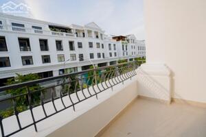 Cho thuê căn hộ 1 ngủ tách bếp giá 7tr tại Vinhomes Marina