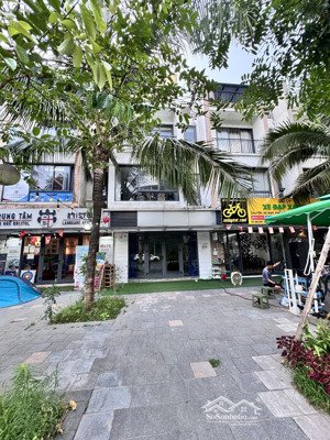 cần bán gấp nhà phố marina ecopark, vị trí siêu đắc địa