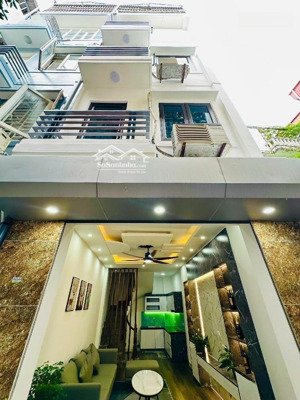 cho thuê nhà riêng phố nguyễn đình chiểu , 7 phòng khép kín , 60m2 x 5 tầng , giá chỉ 25tr