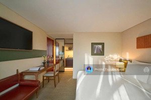 bán khách sạn 45 phòng 7 tầng 300m mặt phố hàng buồm phố cổ hoàn kiếm 275 tỷ gần hồ gơm