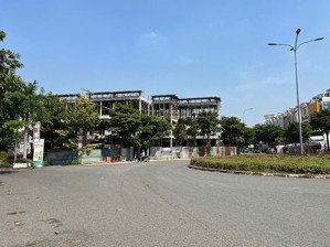 siêu hot chỉ 2 tỷ mua dc nhà phố tại kdc hiệp thành, bank hỗ trợ vay lãi suất ưu đãi dài hạn