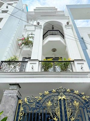 chính chủ cho thuê nhà hẻm xe tải 284 lý thường kiệt, p.14, q.10 đối diện chung cư xi grand court