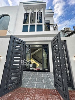 chính chủ nắm chìa khoá bán lại căn nhà ở gần chợ bình chánh giá 1tỷ6 còn bớt, sổ hồng riêng