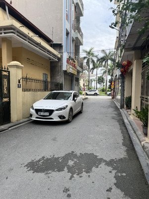 bán đất tổ 1 thị trấn đông anh - trung tâm hành chính - tiện ích vô vàn - hàng xóm kinh doanh