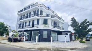 cho thuê toà nhà lô góc 500m2 6 phòng ngủ khu đô thị mỹ gia giá 30 triệu/tháng