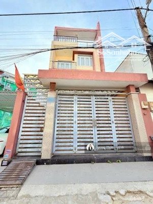 ngay hoàng diệu 2 - nhà 3 tầng (5.5x15) đường 6m oto nhà đẹp - không lộ giới full thổ cư- hoàn công