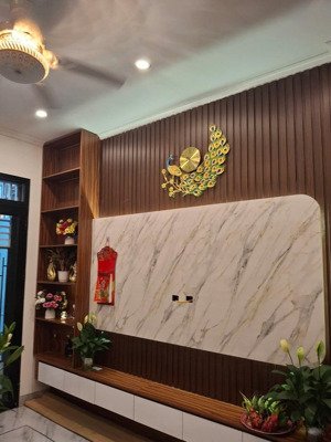 nhà phú lương hà đông . ô tô đỗ cổng . tặng đầy đủ tiện nghi