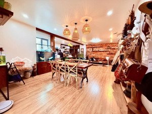 cần bán gấp căn hộ góc 3 phòng ngủ tòa a chung cư tứ hiệp plaza giá chỉ 6x tỷ