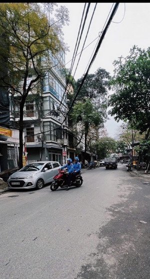 bán nhà mặt ngõ 24 phố kim đồng quận hoàng mai. kinh doanh vip nhà lô góc ô tô tránh nhau