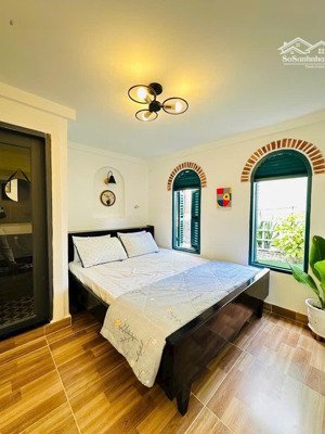 cần tiền bán gấp giá tốt nhà 2 lầu 42m2 giá chỉ 4t full nội thất