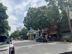 đường 6m thông bàn cơ oto tránh- vỉa hè nhỏ- gần sân chơi bãi đỗ xe- cách trục liên xã kinh doanh 3