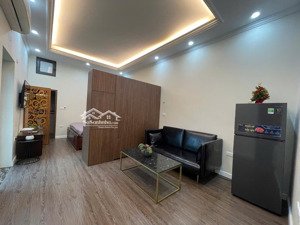 chính chủ cần cho thuê phòng 30m2 tại số 6 nguyễn biểu, ba đình, full nội thất giá từ 7tr