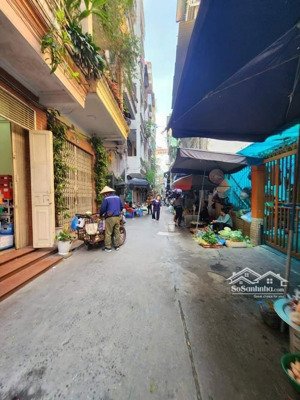 gia đình bán nhà phố trung phụng xã đàn đống đa x5t nhà đẹp chỉ việc xách vali vào ở ngay nhỉnh 6tỷ
