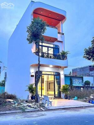  BÁN NHÀ 1 TRỆT 2 LẦU – TRUNG TÂM TP. TÂN AN