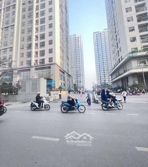 cần bán gấp sàn thương mại lô góc ecohome tân xuân giảm chào 5 tỷ chỉ còn giá tốt nhất thị trường