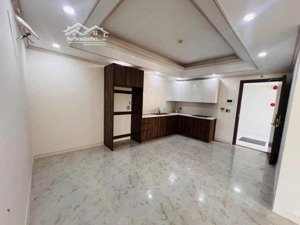 hàng hiếm cho thuê nhanh căn 3 phòng ngủ diện tích lớn