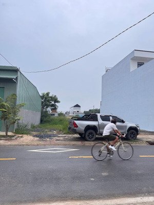 bán nhanh lô đất tái định cư tân hiệp- sổ hồng riêng thổ cư