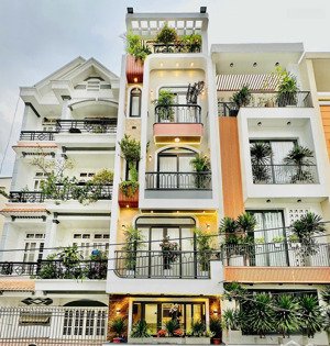 bán nhà phố smarthome ngay trung tâm quận gò vấp, đường quang trung,dtsd 258m2, thang máy 450kg