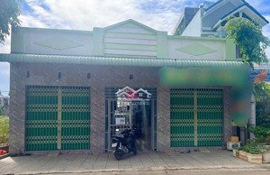 bán gấp dãy trọ bến cát 1,25t/300m2.12p.shr.đang cho thuê 18tr/tháng