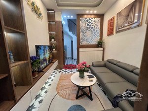 chính chủ cần bán nhà phố trung phụng xã đàn - 40m2 - 5 tầng