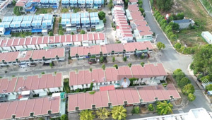 cần bán gấp shophouse tại oasis city ngay đh quốc tế việt đức, sổ sẵn, công chứng ngay, giá tốt