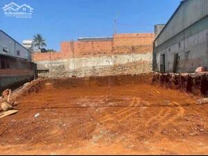 đất hẻm Phạm Văn Đồng trong khu dân cư đông đúc cách QL 26 chỉ 130m