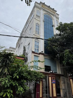 bán tòa nhà 595m2 sàn / 5 tầng đối diện ubnd p.hòa khánh bắc