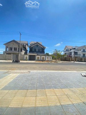 bán căn biệt thự 308,8m2 thô đường lê đại hành p.long tâm 1 trệt 1 lầu vs tum giá 12 tỷ