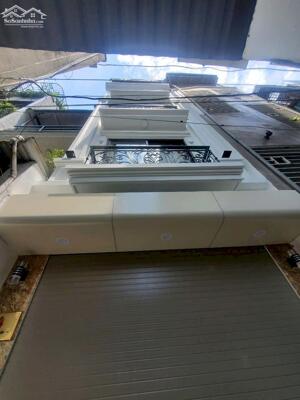 Bán nhà Nguyễn Sơn,Long Biên 5 tầng,60m thang máy nhỉnh 12 tỷ