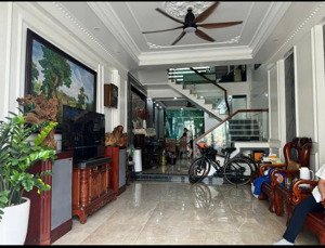 cần bán gấp căn nhà khu tđc tam kỳ (60m2; ngang: 4,3m; 6,65 tỷ vẫn thoả thuận)