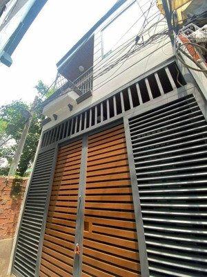 chính chủ nhà đẹp gò vấp gần công viên làng hoa chỉ việc xách vali về