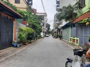 bán đất 47m2 tại xã cổ bi, ô tô vào sát cửa giá 4 tỷ