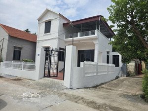 nhỉnh 4 tỷ sở hữu căn biệt thự 4 phòng ngủ view sát sông đà hùng vĩ cách tt hà nội chỉ 70 km